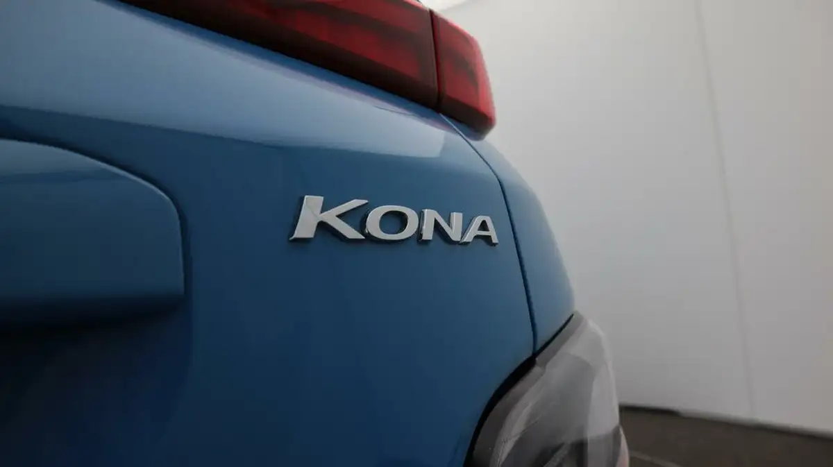 2022-hyundai-kona-e-ultimate-big-24