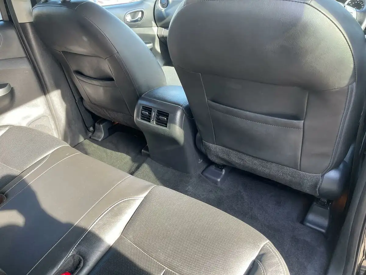 2021-nissan-navara-23dci-tt-tekna-8-navileather-auto-big-40