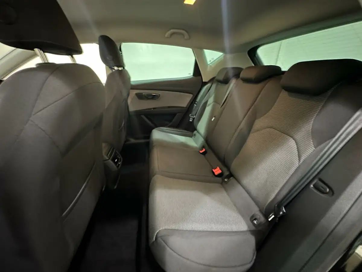 2019-seat-leon-15-tsi-evo-se-dynamic-hatchback-big-22