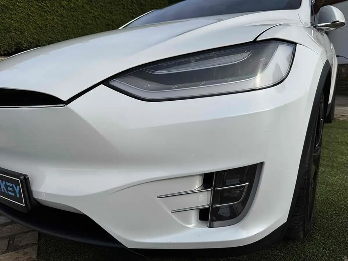 2020-tesla-model-x-e-long-range-big-25