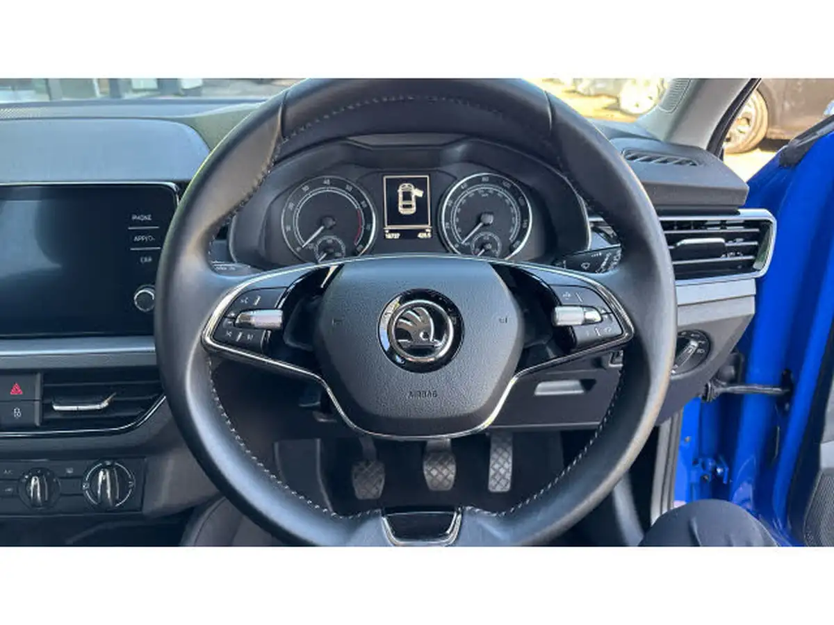 2022-skoda-scala-10-tsi-se-110ps-big-9