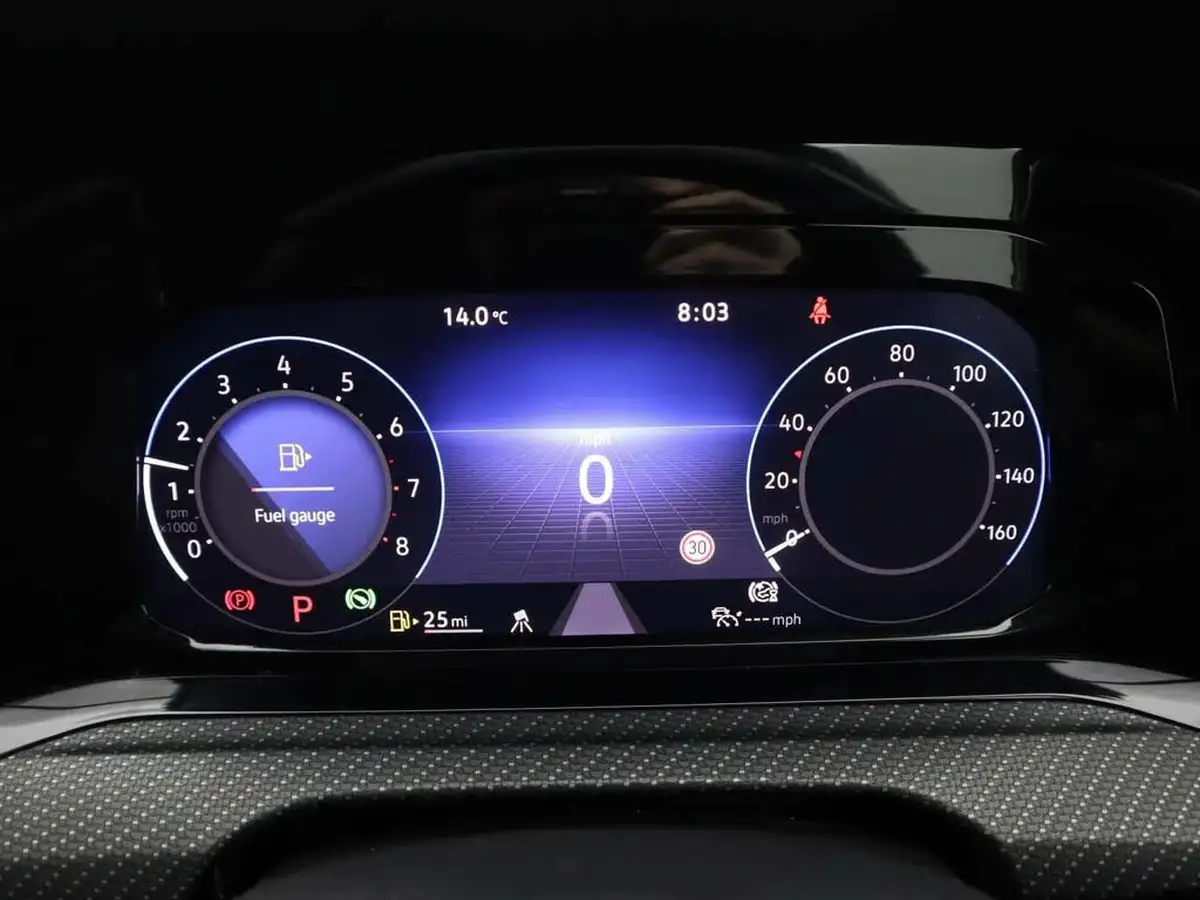 2022-volkswagen-golf-15-etsi-r-line-150ps-hatchback-big-16