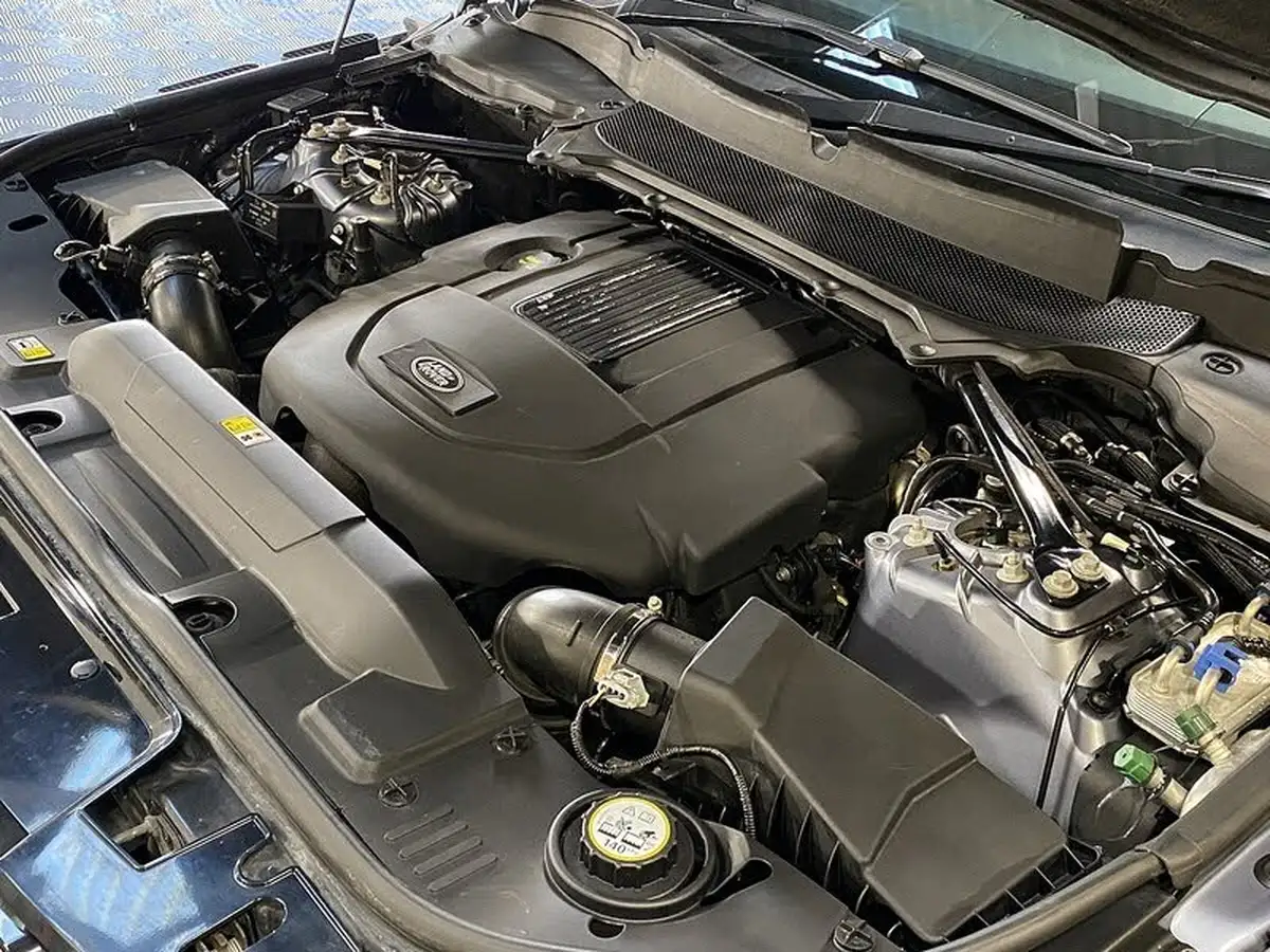 2019-land-rover-range-rover-sport-30-sdv6-hse-big-25