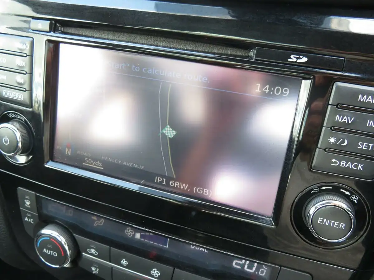 2016-nissan-qashqai-15dci-n-connecta-big-12