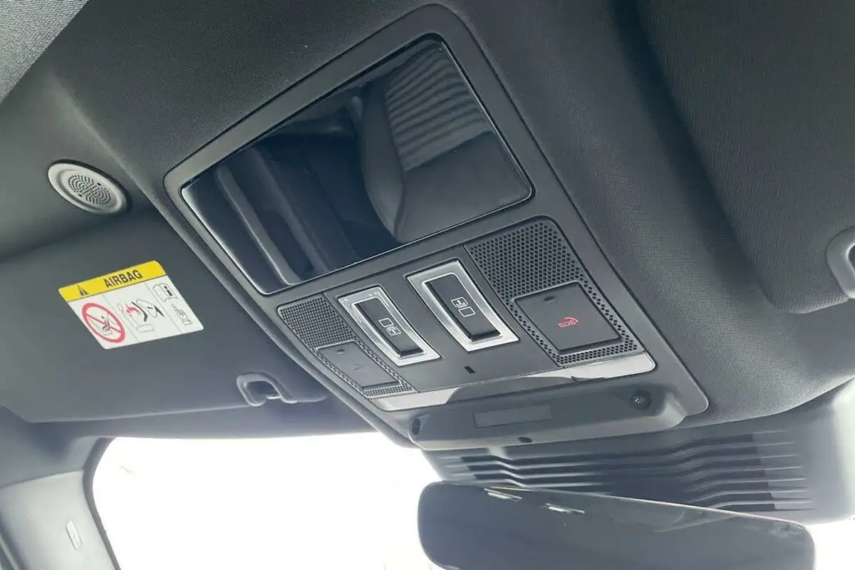 2024-land-rover-discovery-30-d350-dynamic-hse-big-54