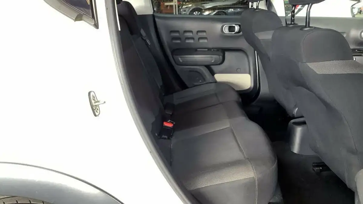 2017-citroen-c3-12-puretech-flair-110ps-ss-big-7
