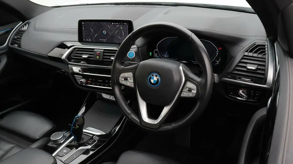 2021-bmw-ix3-e-premier-edition-big-9