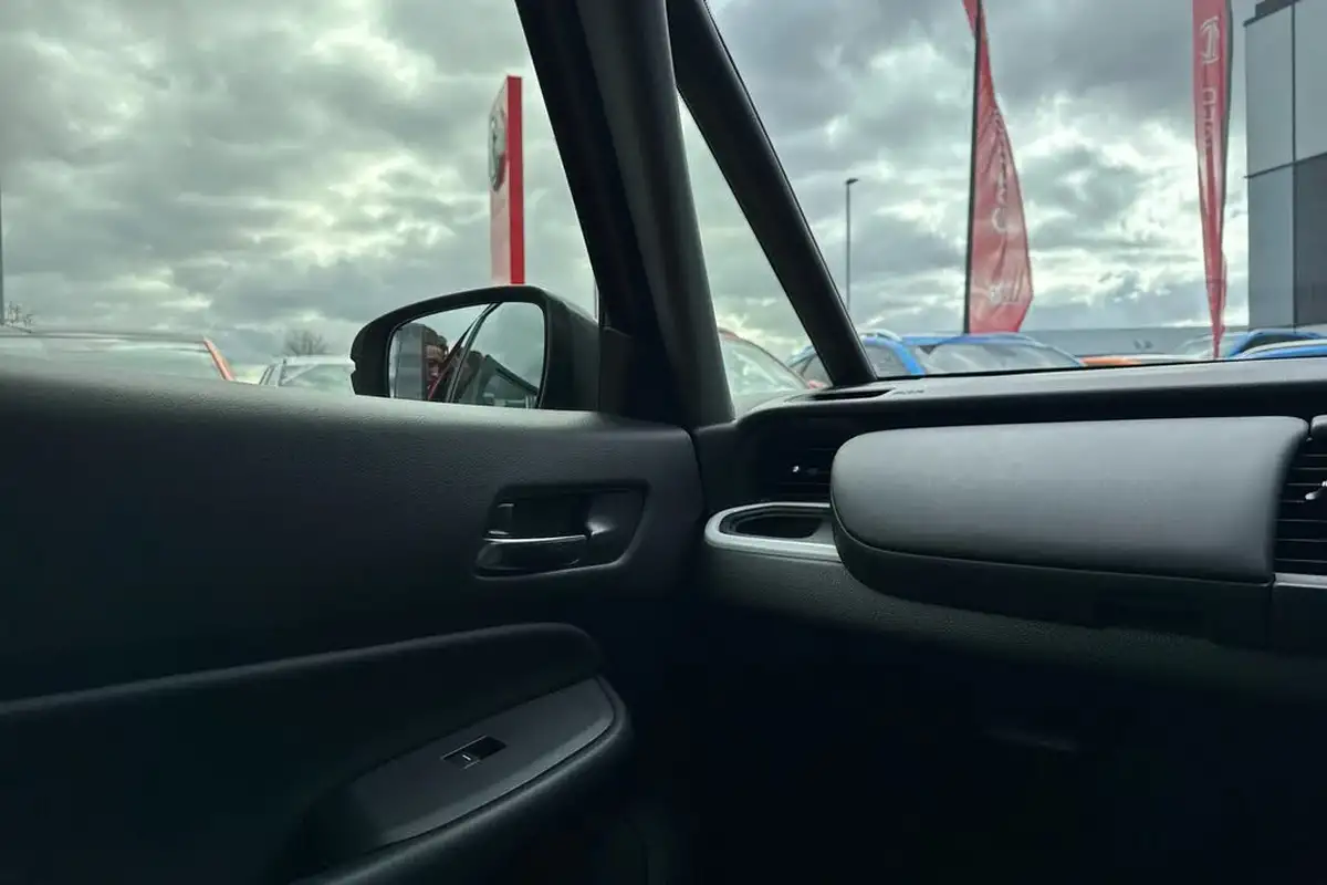 2022-honda-jazz-15-i-mmd-ex-107ps-big-15