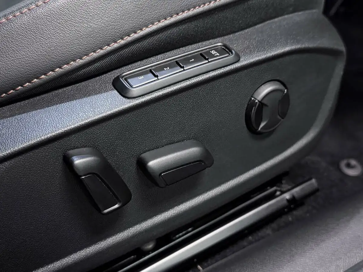 2023-cupra-formentor-14-e-hybrid-vz2-big-23
