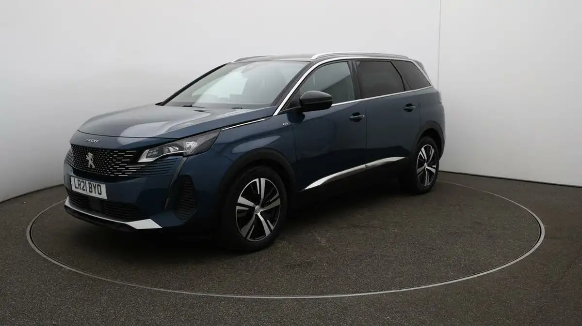2021-peugeot-5008-suv-15-bluehdi-gt-big-71