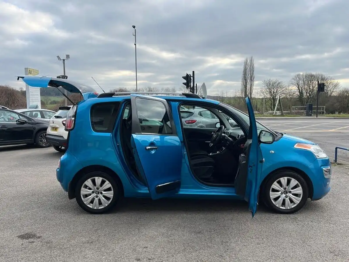 2013-citroen-c3-picasso-16td-exclusive-90ps-big-9