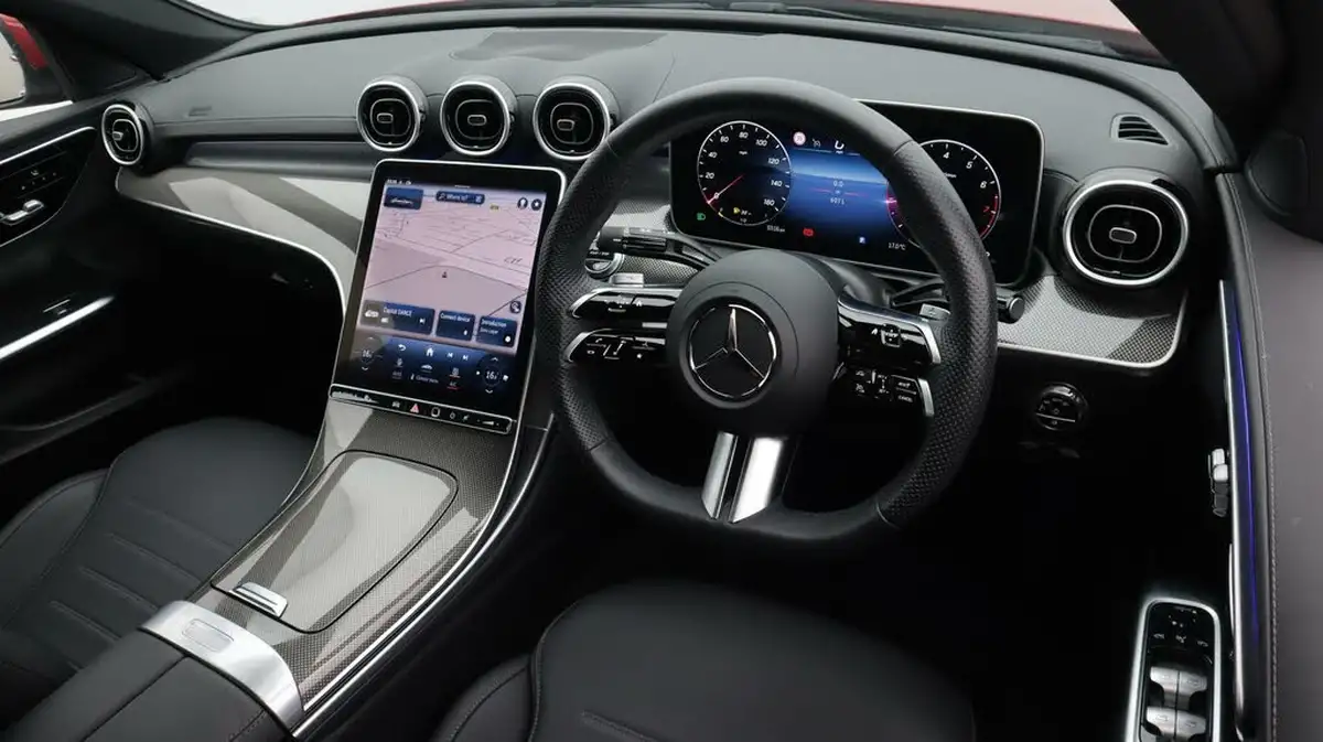 2024-mercedes-benz-c-class-20-c300-amg-line-premium-259ps-saloon-4d-1999cc-big-9