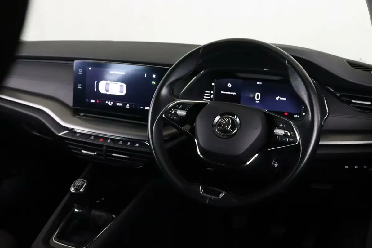2021-skoda-octavia-10-tsi-se-technology-hatchback-big-14