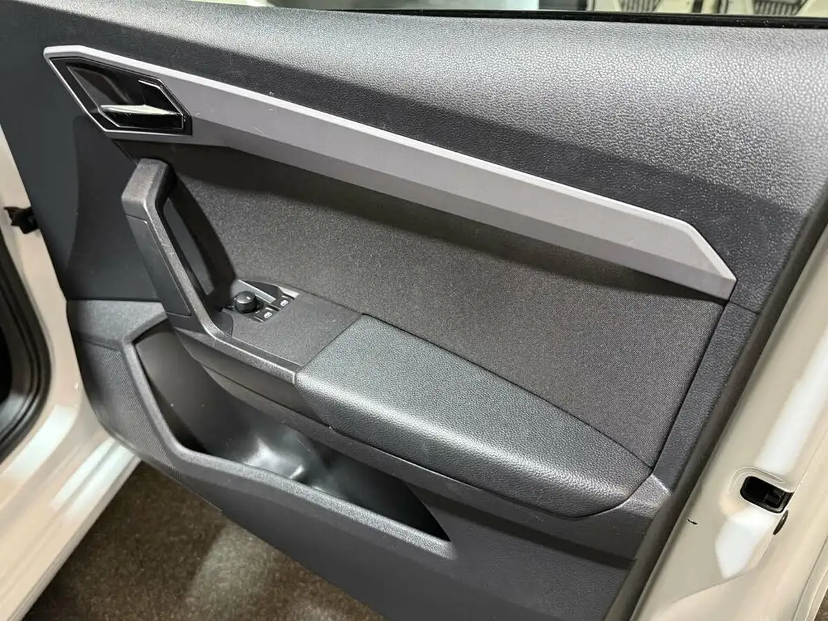 2020-seat-ibiza-10-tsi-fr-95ps-big-10