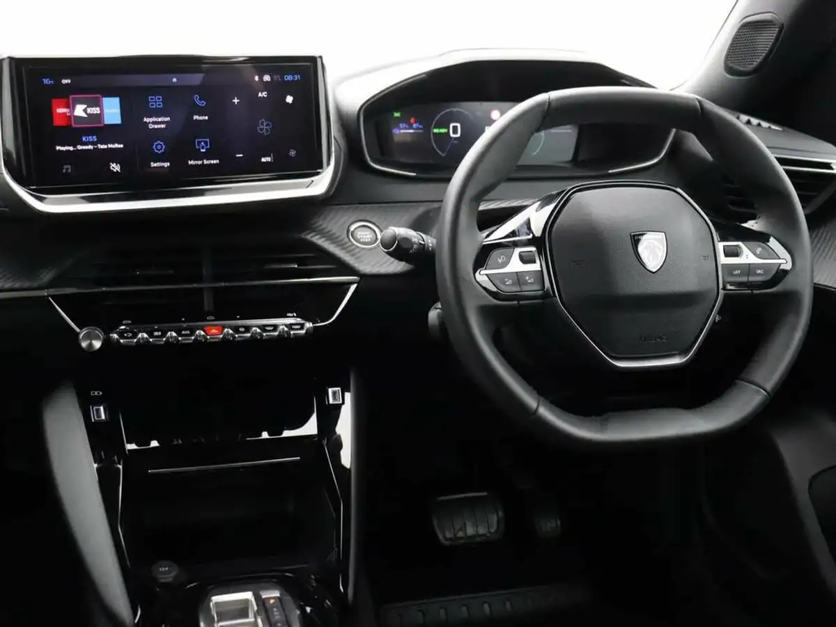 2024-peugeot-2008-suv-e-allure-136ps-50kwh-big-13