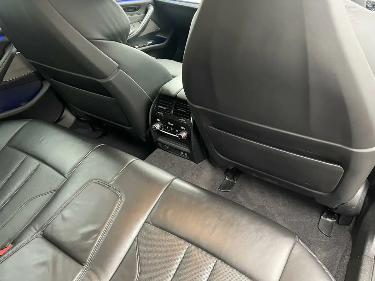 2021-bmw-5-series-44-m5-competition-big-70