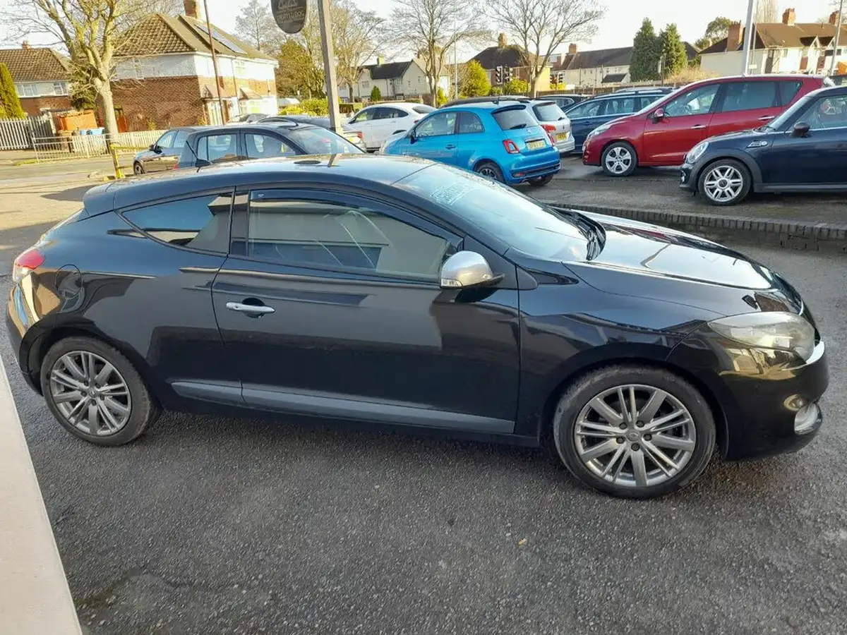 2011-renault-megane-14-gt-line-tomtom-coupe-3d-big-1
