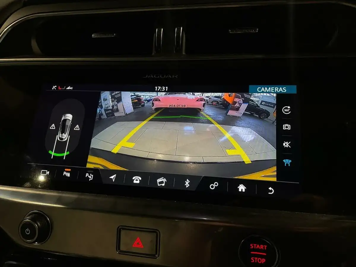 2019-jaguar-i-pace-ev400-hse-big-18