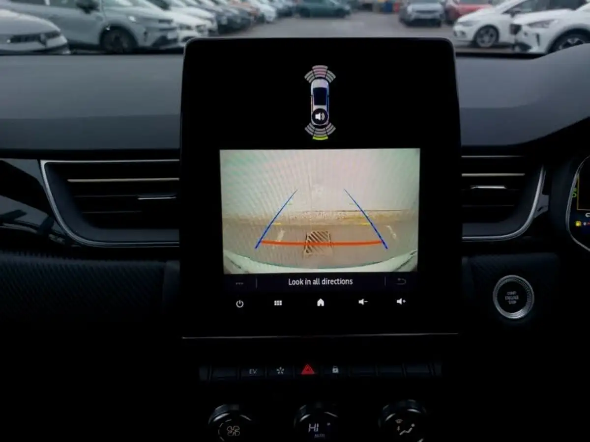2024-renault-captur-16-e-tech-engineered-145ps-full-big-10