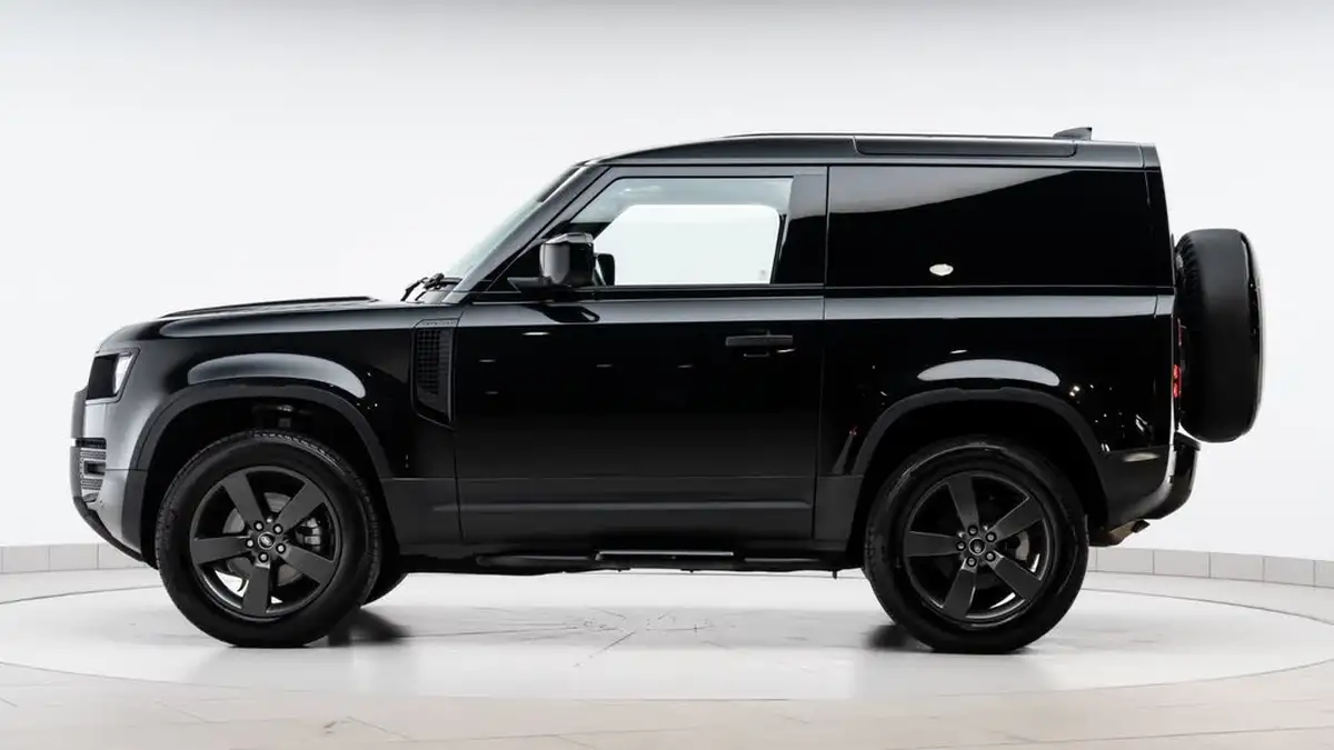 2024-land-rover-90-defender-30-d250-hard-top-standard-90-big-2
