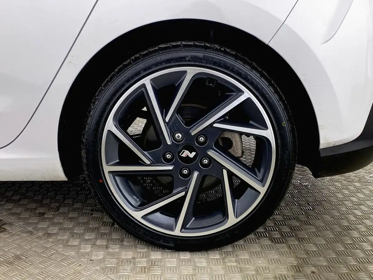 2022-hyundai-i30-15-t-gdi-n-line-hatchback-dct-big-11
