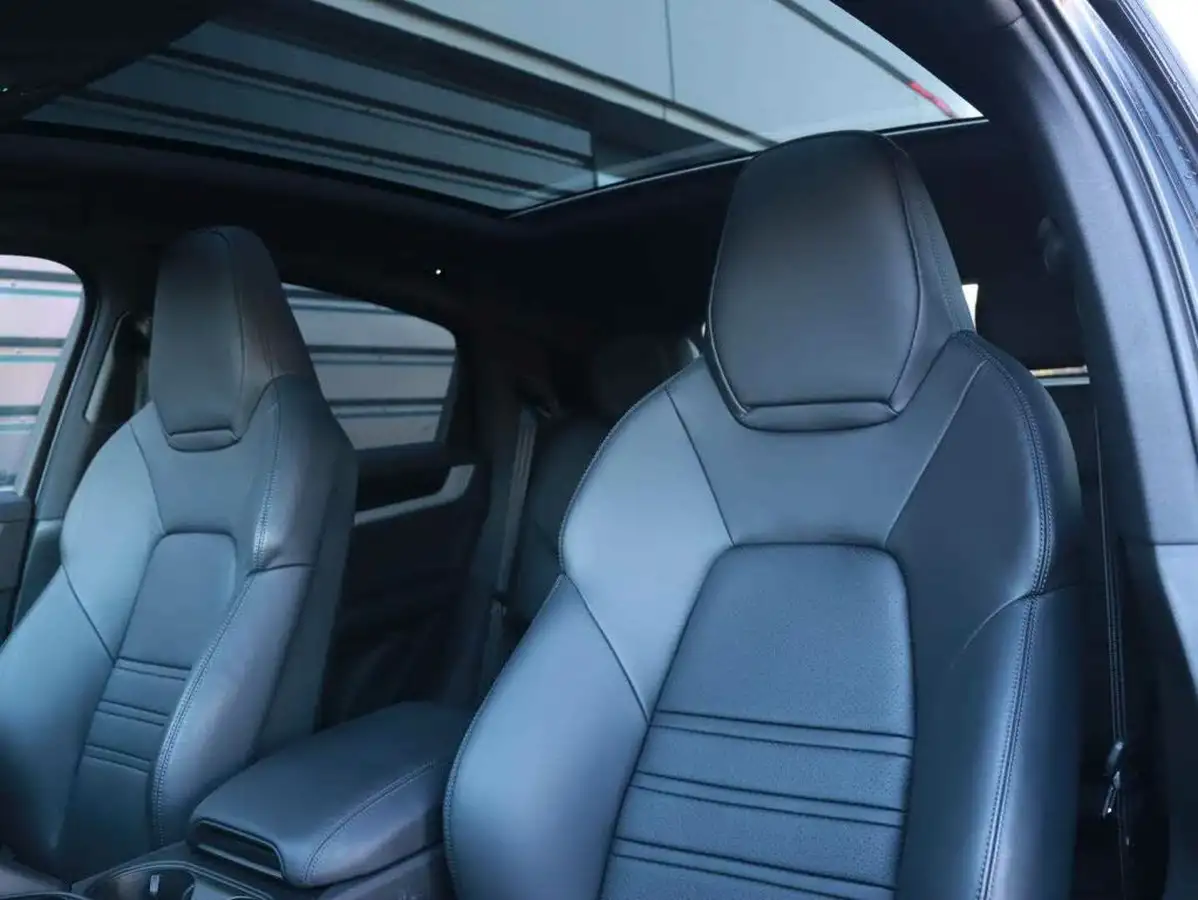 2023-porsche-cayenne-30-v6-353ps-coupe-big-31