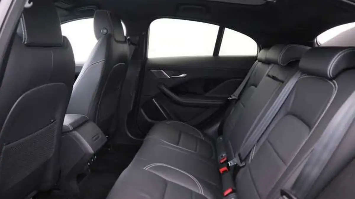 2023-jaguar-i-pace-ev400-r-dynamic-se-black-big-3