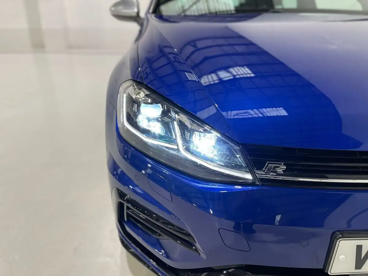 2020-volkswagen-golf-20-tsi-r-300ps-estate-5d-big-13