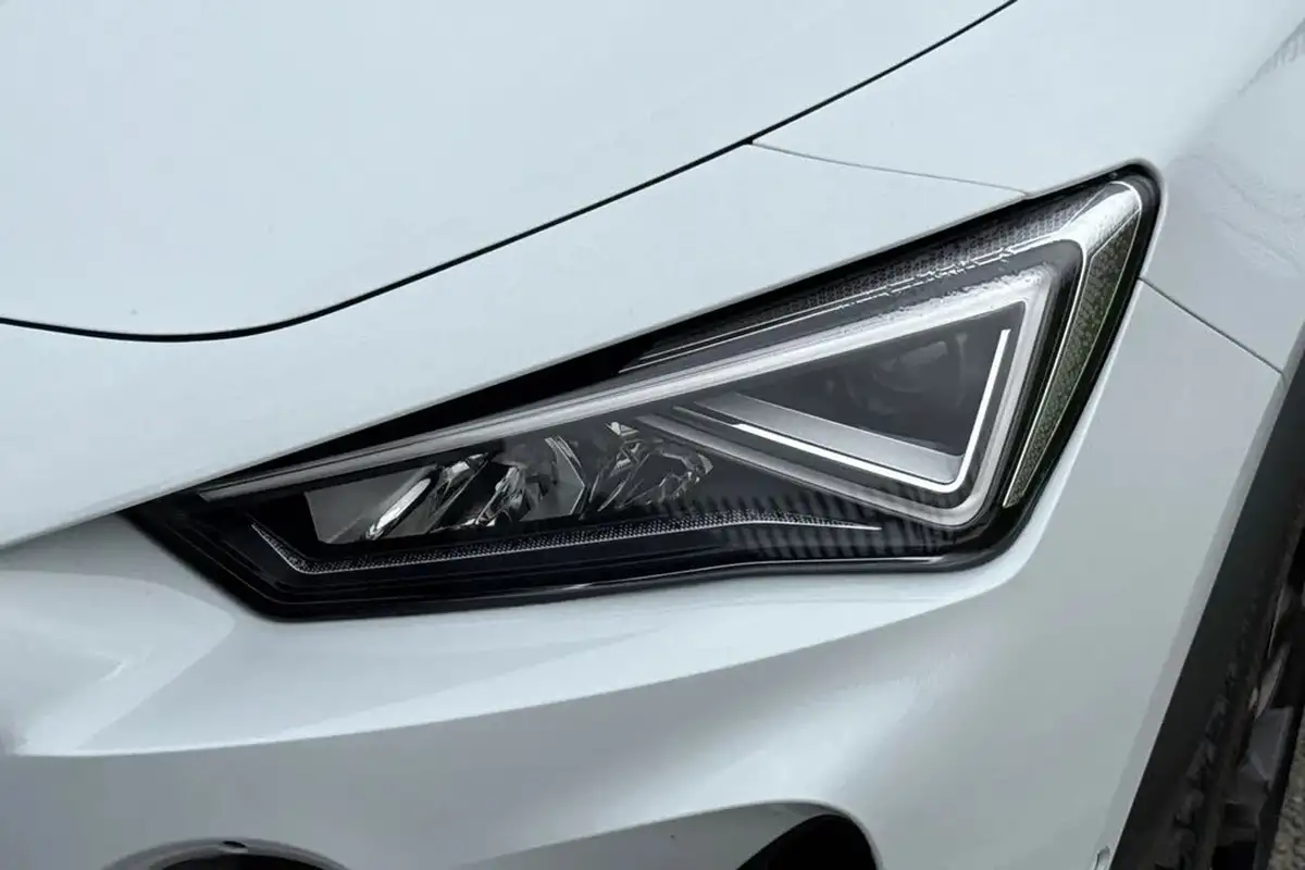 2022-cupra-formentor-20-tsi-vz2-310ps-4drive-big-38