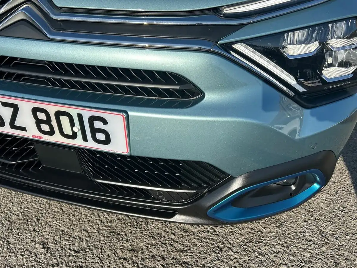 2022-citroen-c4-e-shine-plus-big-25