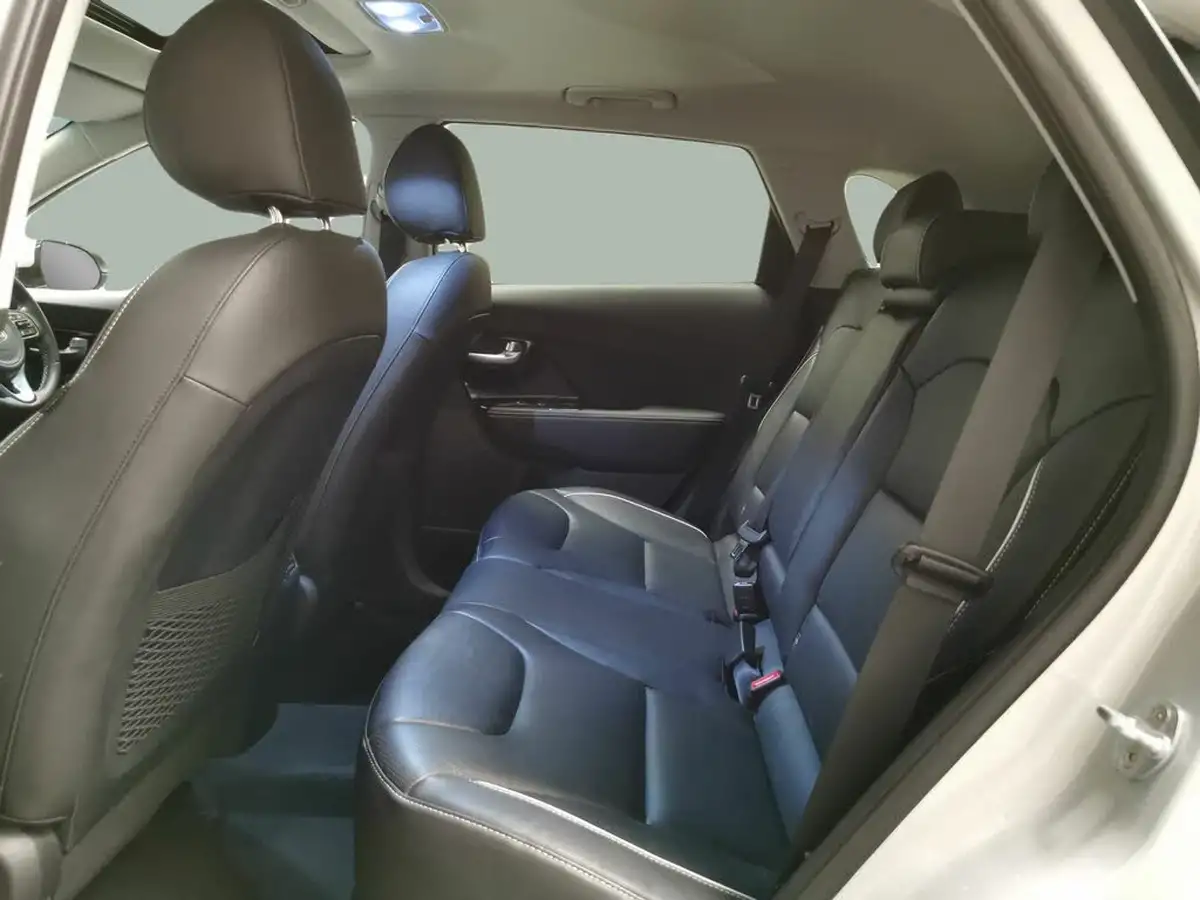 2021-kia-e-niro-ev-4-big-27