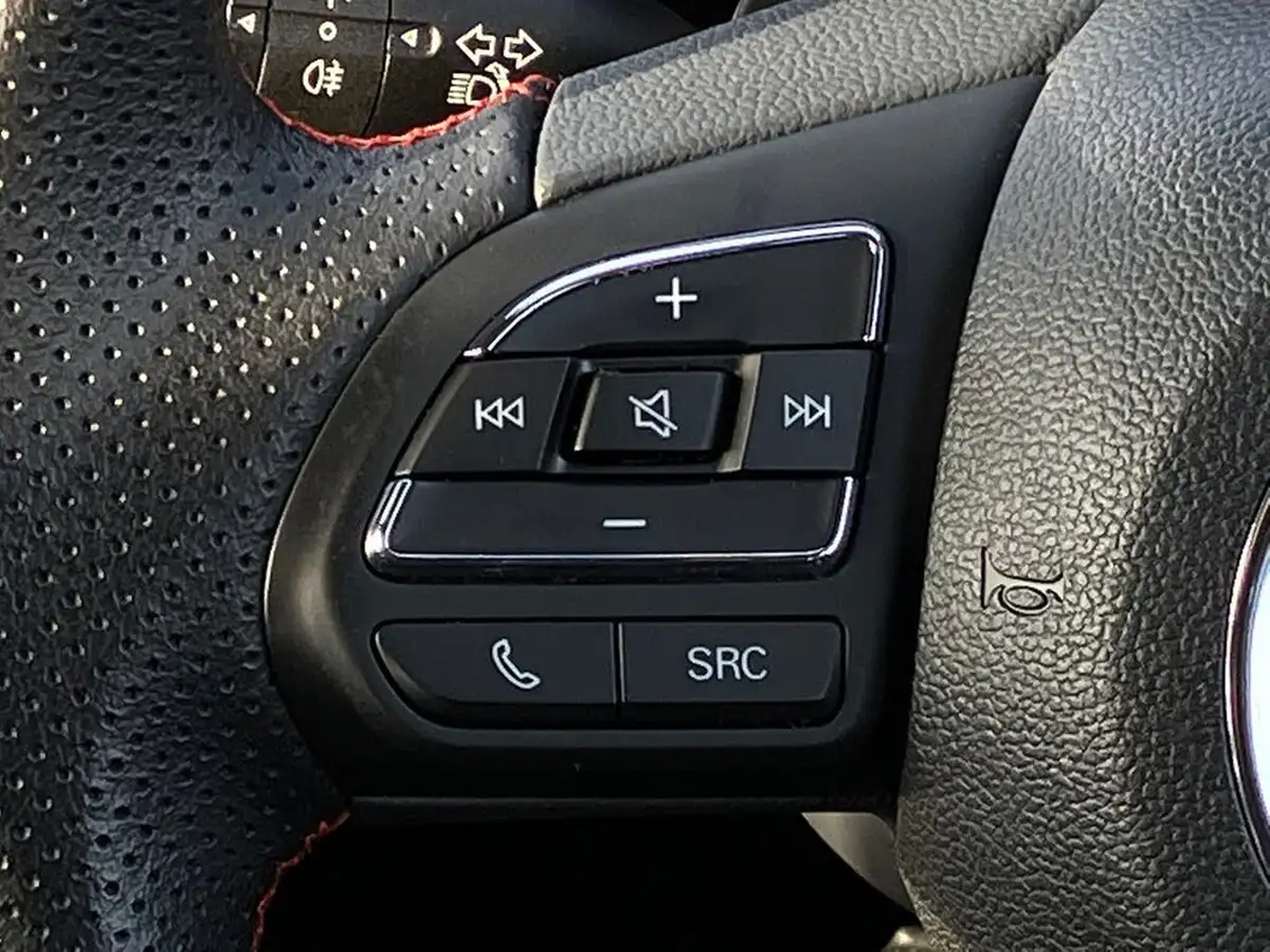 2021-mg-zs-suv-10t-gdi-excite-big-15