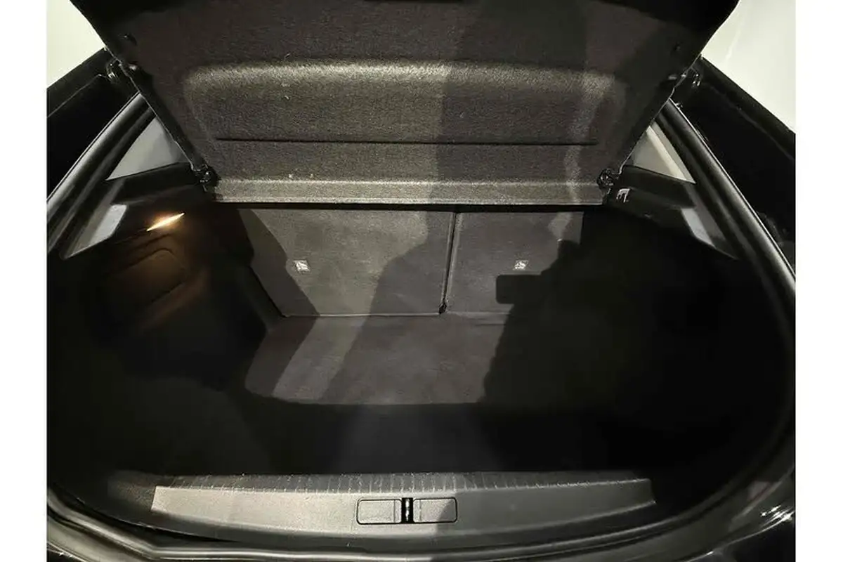 2020-vauxhall-corsa-12-turbo-elite-nav-premium-auto-big-10