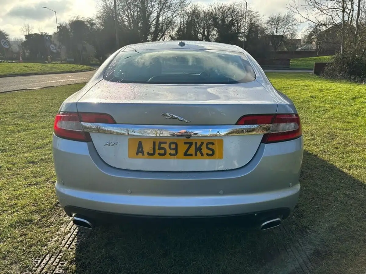 2009-jaguar-xf-30td-premium-luxury-big-10