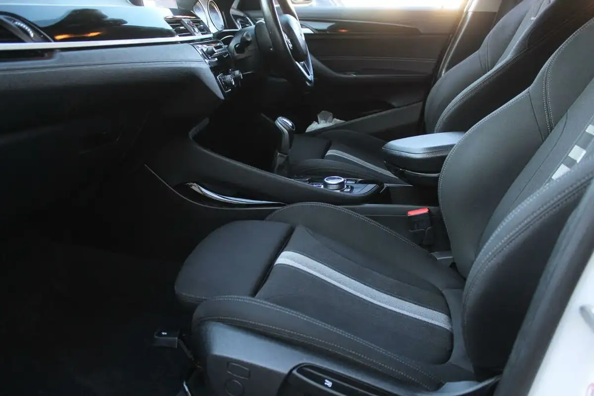 2019-bmw-x2-15-sdrive18i-sport-big-26