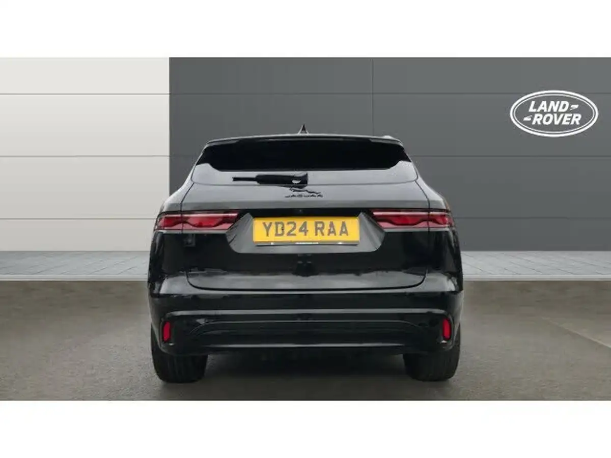 2024-jaguar-f-pace-20-d200-r-dynamic-hse-black-big-5