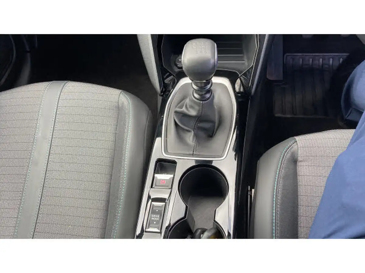 2021-peugeot-208-12-puretech-allure-premium-100bhp-big-12