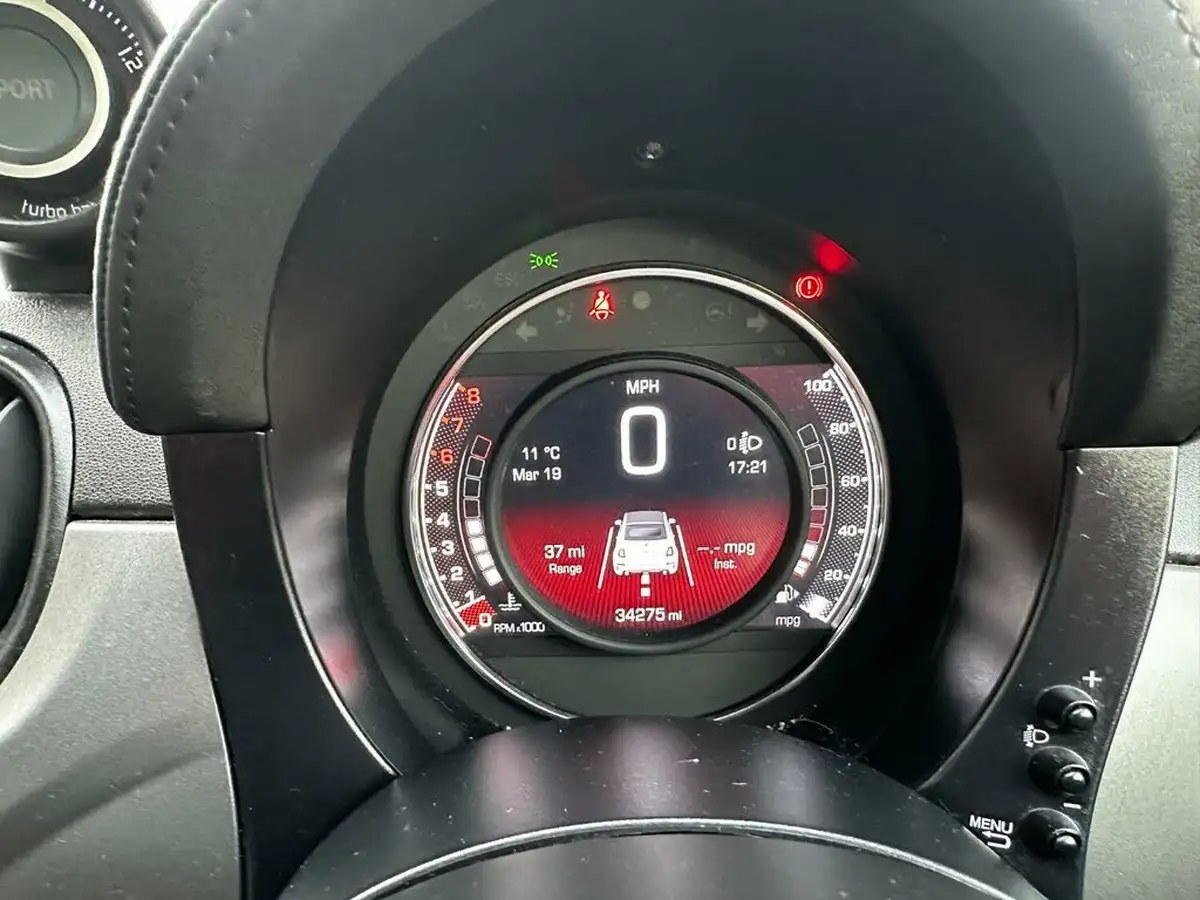 2019-abarth-595c-14-tjet-turismo-big-21