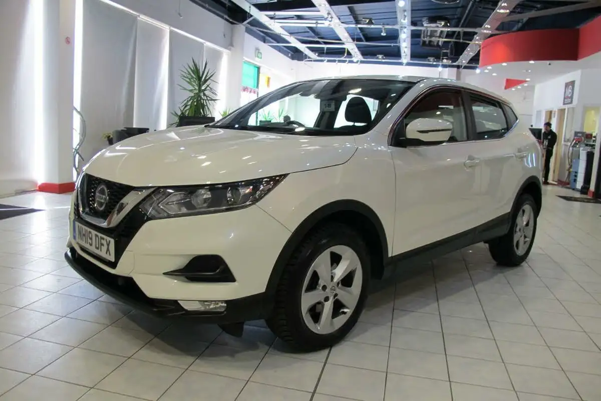 2019-nissan-qashqai-13-dig-t-acenta-premium-160ps-dct-big-16