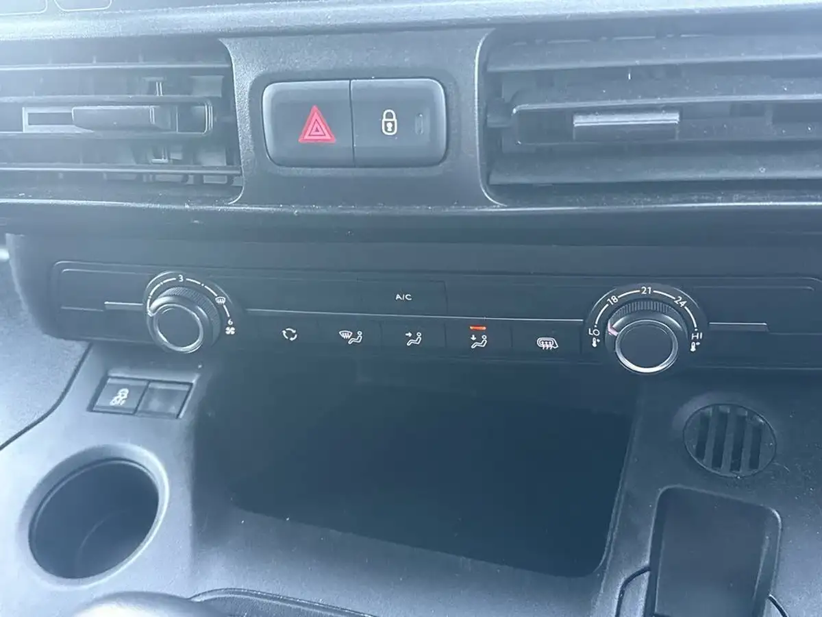2021-vauxhall-combo-15cdti-dynamic-2300-100pseu6dt-l1h1-panel-big-17