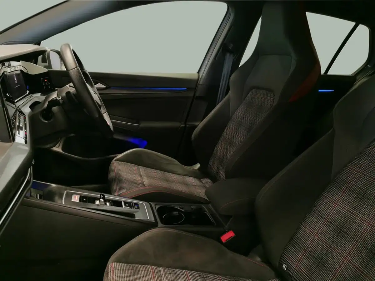 2021-volkswagen-golf-20-tsi-gti-dsg-big-3