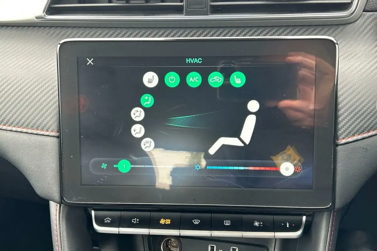 2021-mg-zs-suv-15-vti-tech-exclusive-big-11
