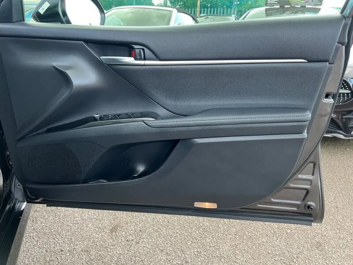 2021-toyota-camry-25-vvt-i-design-big-59