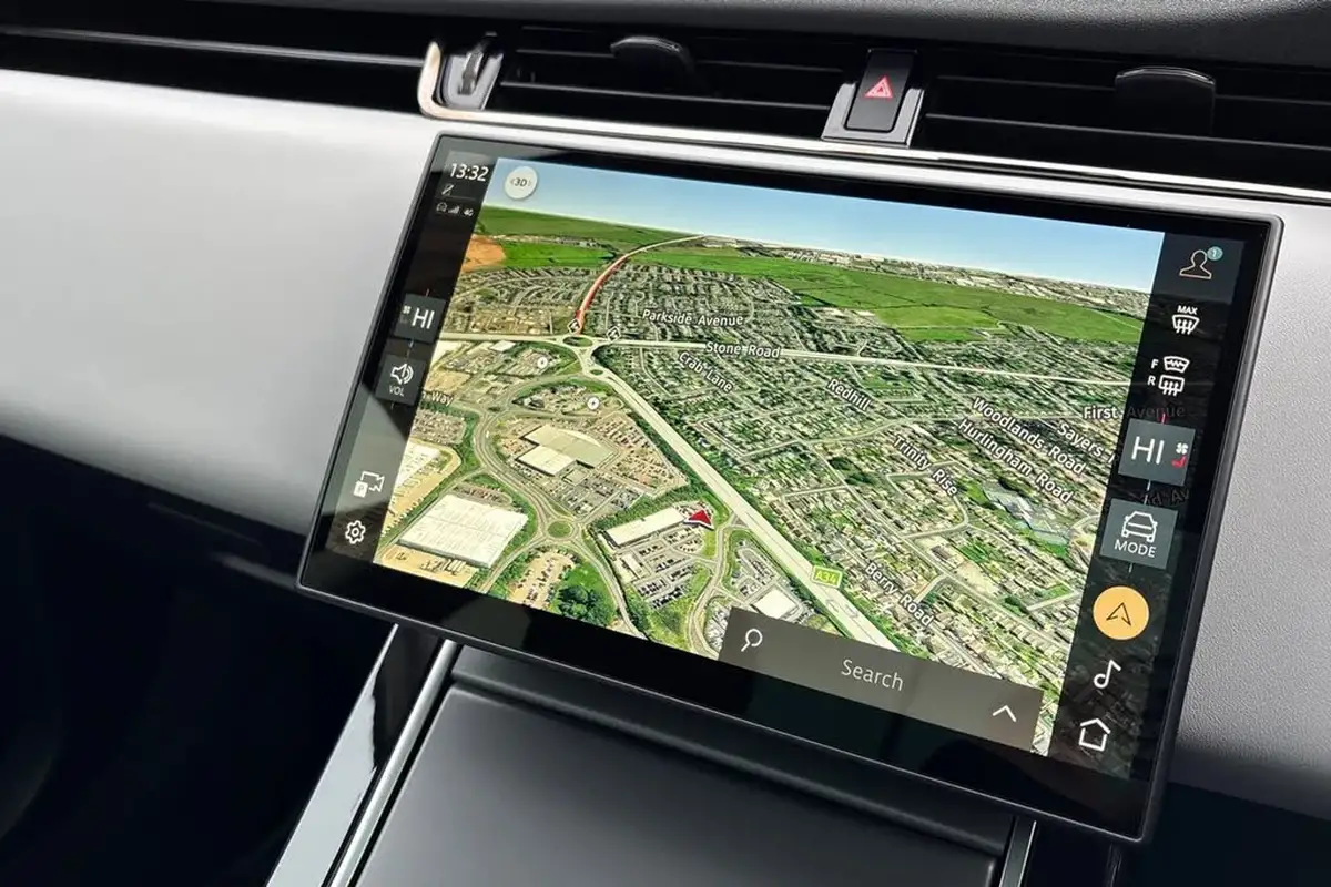 2024-land-rover-range-rover-evoque-15-p270e-dynamic-hse-big-11