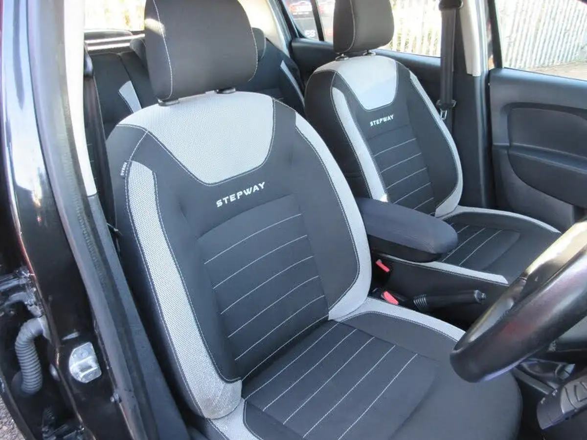 2017-dacia-sandero-stepway-15dci-laureate-big-9