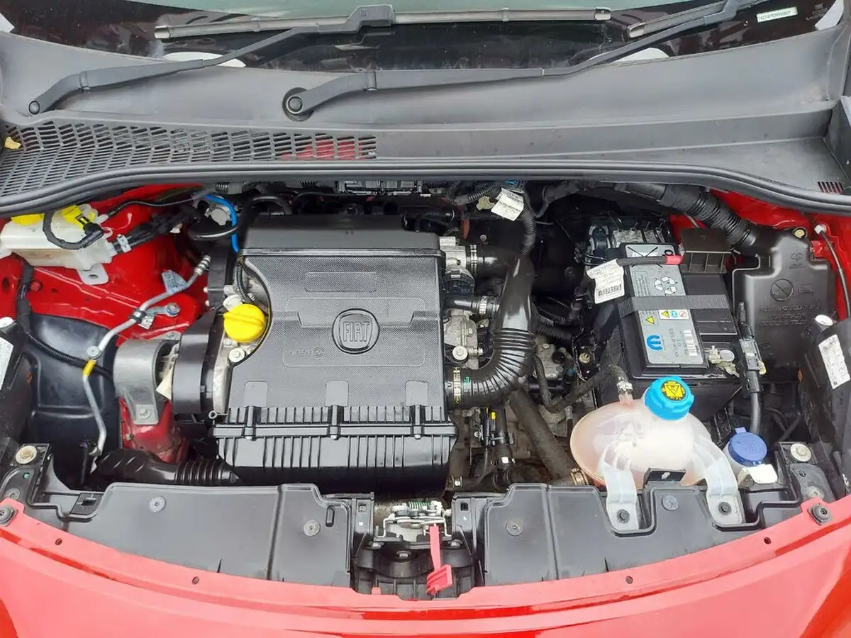 2021-fiat-500l-14-sport-ss-big-22