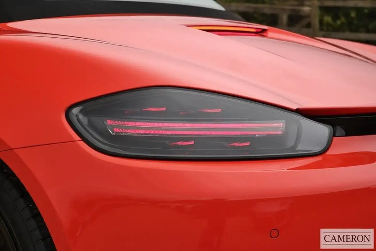2016-porsche-boxster-718-25-boxster-s-pdk-big-20