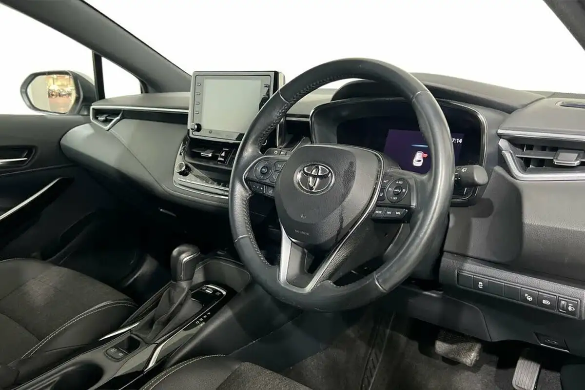2021-toyota-corolla-20-vvt-i-design-spare-wheel-touring-sports-big-8