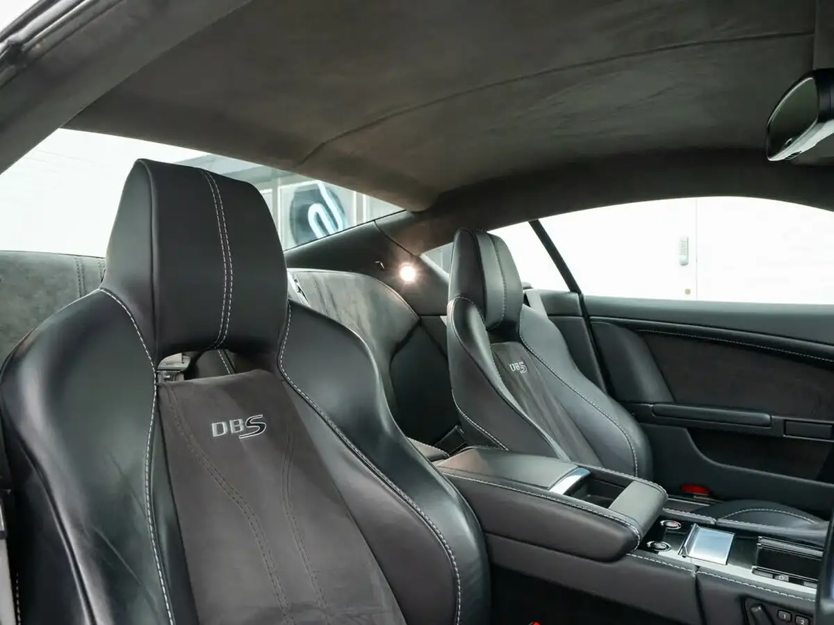 2009-aston-martin-dbs-60-touchtronic-big-44