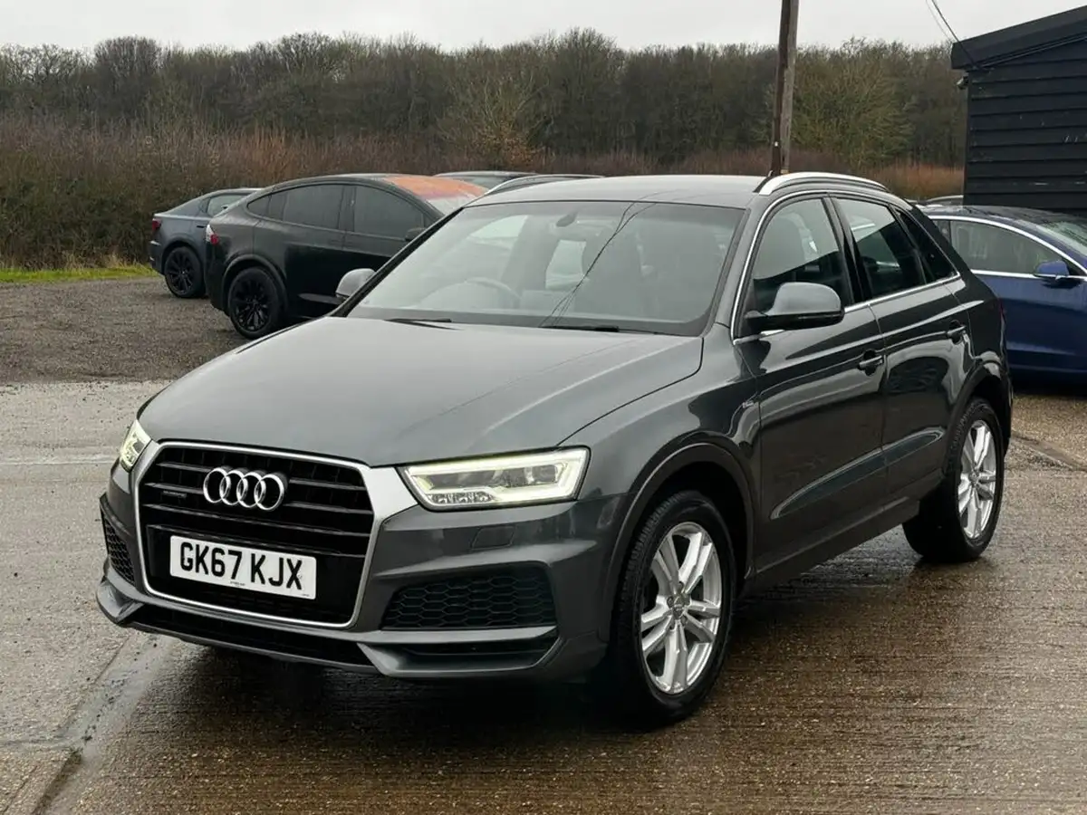 2017-audi-q3-20-tfsi-quattro-s-line-edition-big-9